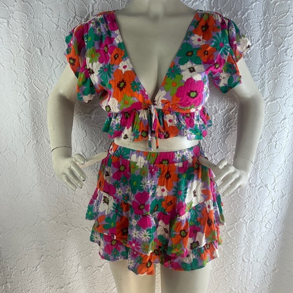 Day + Moon Pants - Day + Moon Bright Blossom Crop Top & Short Set